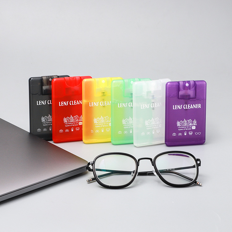 Portable Card Type Cleaning Liquid Plastic Glasses Spectacle Lens Cleaner Spray Bottle Set