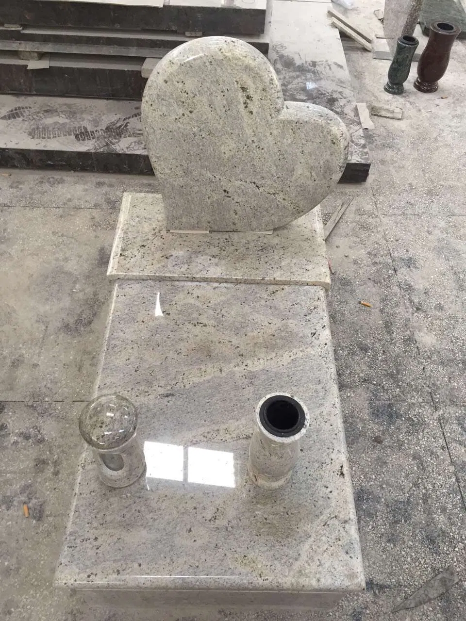 Customized Granite Carving Headstone Columnbarium, Slant Beveled Shape Markers Hand Carving, Machine Carving Memorial Monument