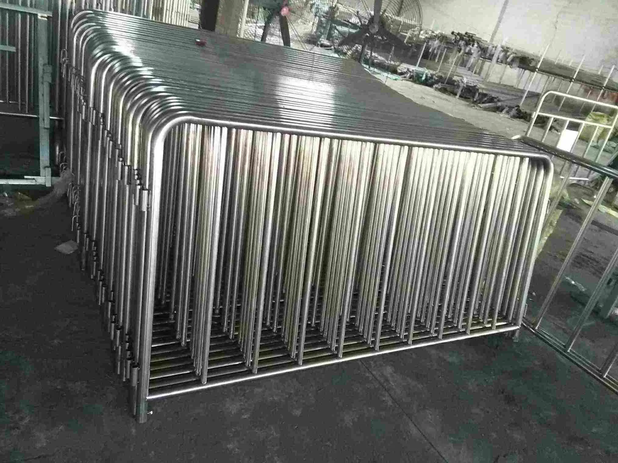 Manufacturer 7 Foot 8.5 Fooot 8.5FT Heavy Duty Hot DIP Galvanized Interlocking Steel Barricade