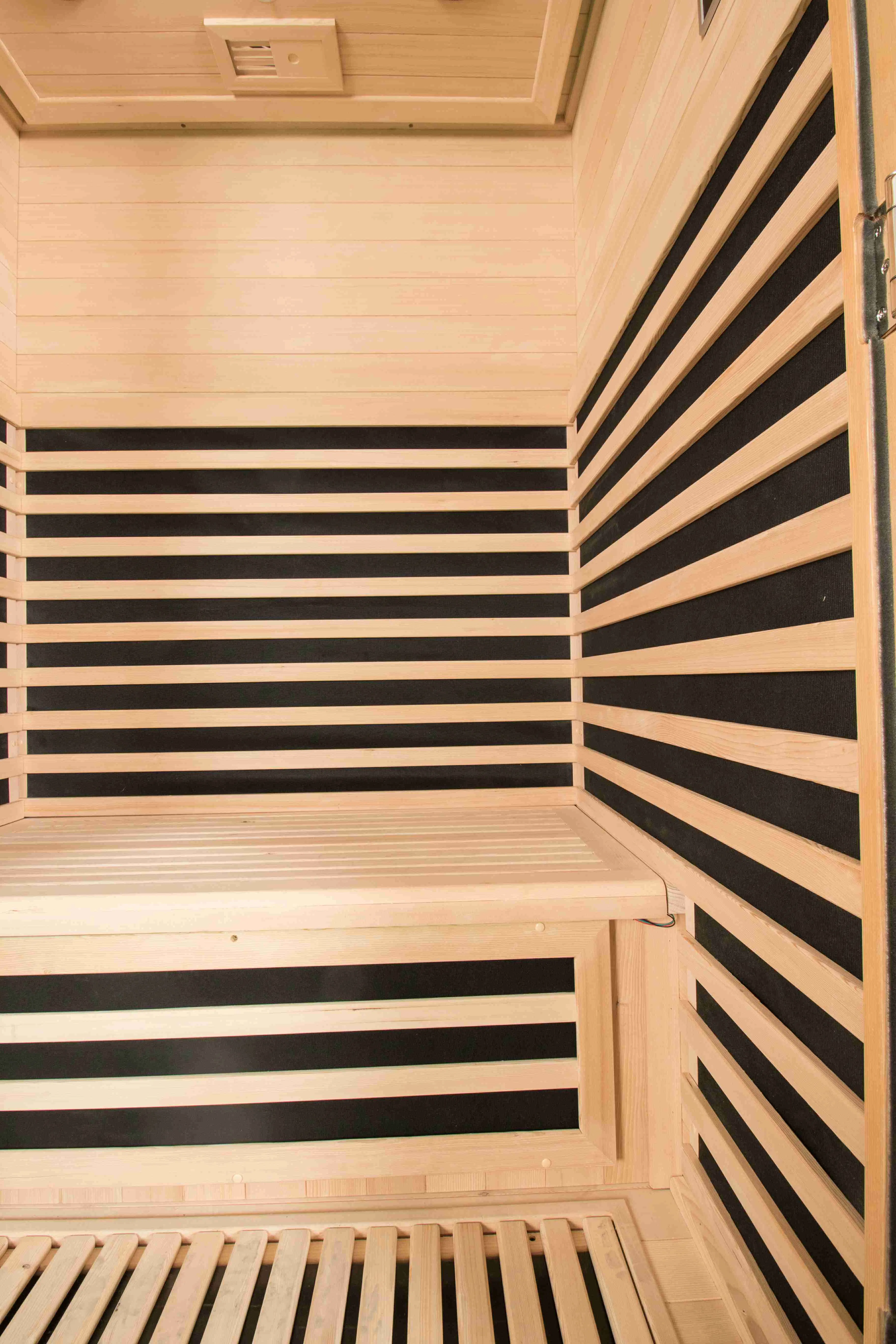 Инфракрасная сауна из массива дерева на 2-3 человек
