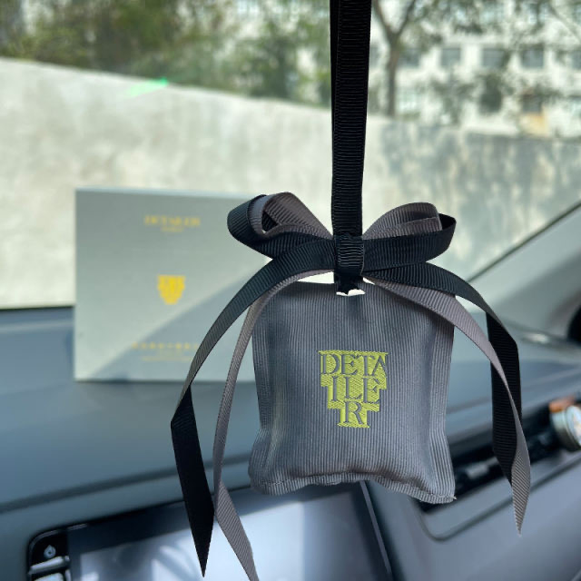 OEM Hanging Scented Sachet Bag for Car & Home Aroma Hanging Air Freshener