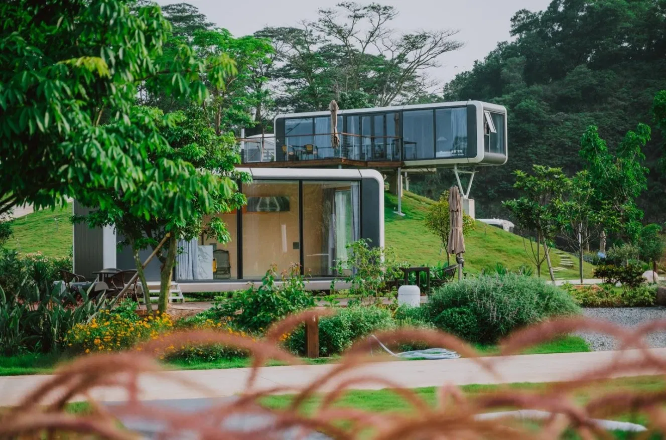 2026 New Steel House Mobile Prefab Camp White Folding Storage Container House