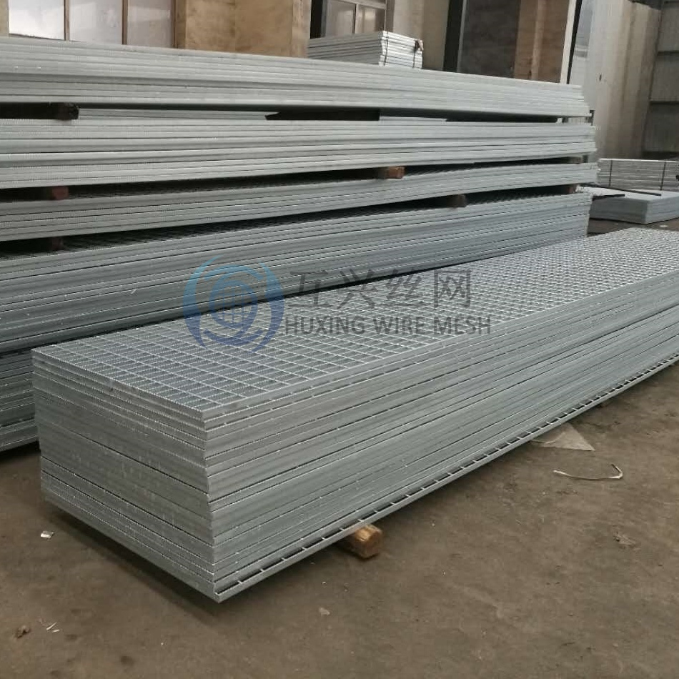 Heavy Duty Metal Trench Drain Cover Floor Grate Industrial Walkways Steel Mesh Grid Tooth Welded Galvanized Bar Grating