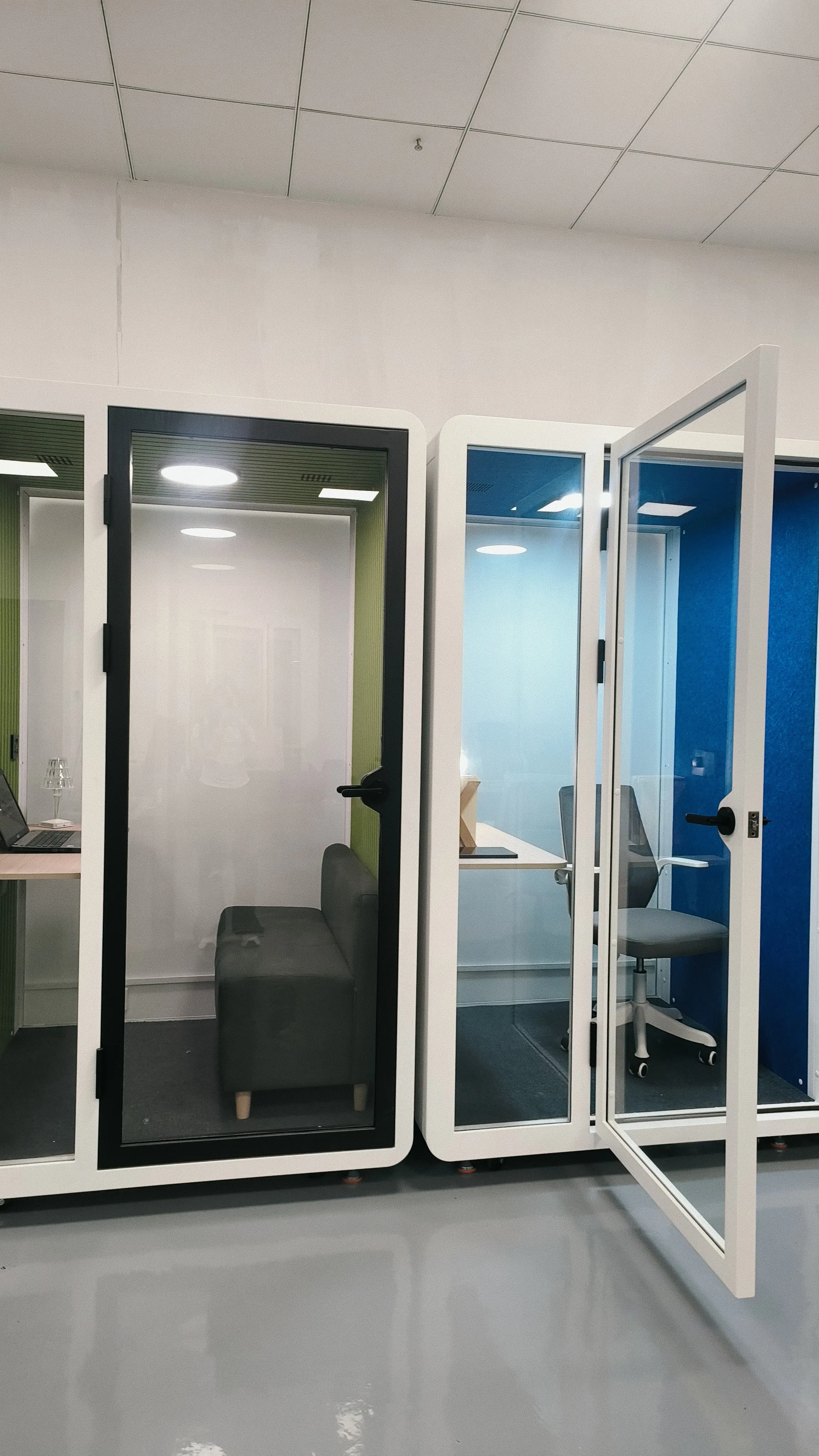 Soundproof Booth Designed with Your Custom Specifications Office Pod