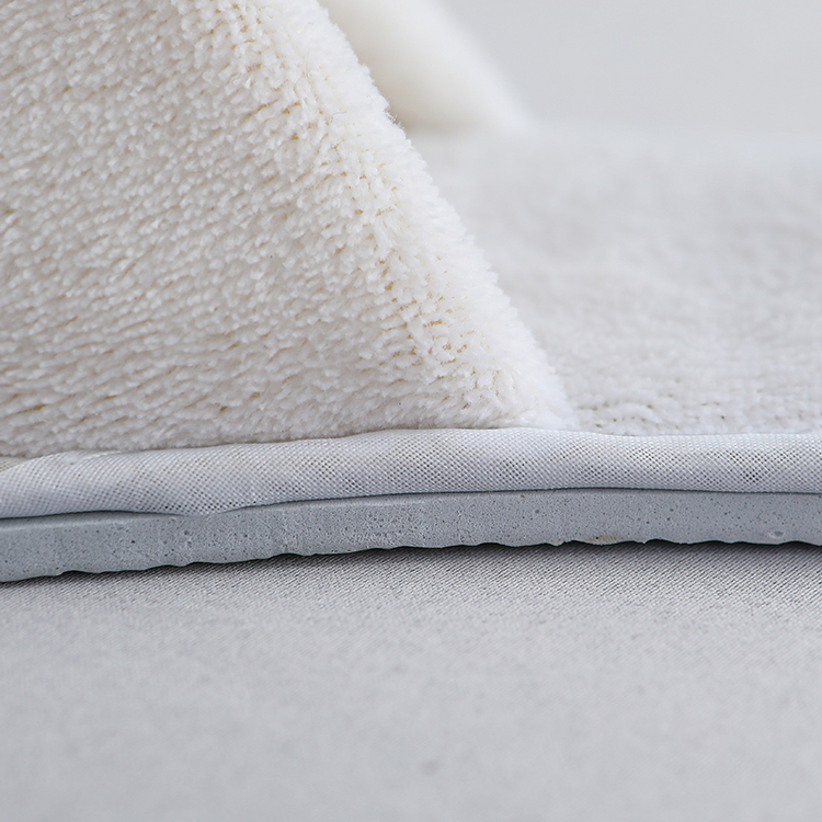 Terry Towel Slippers with Unexposed Toe Style with Embroidery Logo for Hotel