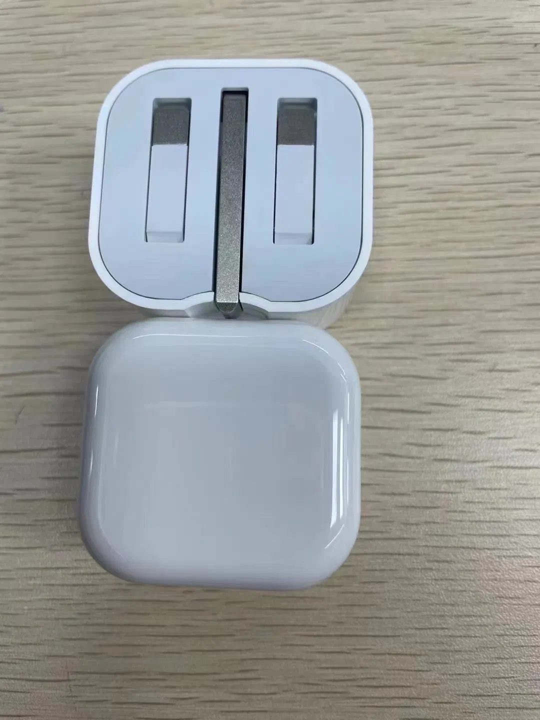 Factory Wholesale 20W UK Mobile Phone Charger Phone Adapter