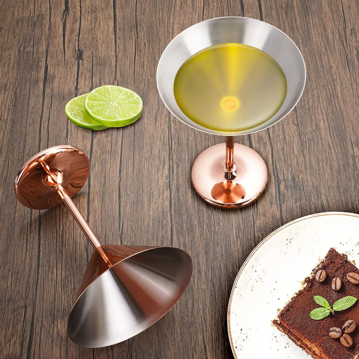 Стальные бокалы для коктейлей Мартини, 250 мл