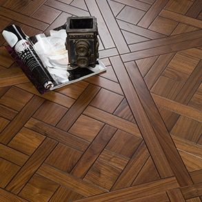 Indoor Parquet Template Floor Tiles Waterproof Stain Resistant Solid Wood Flooring