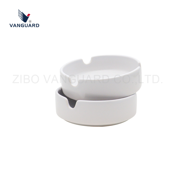 Wholesale Outdoor Ashtray Round White Custom Ceramic Smoking Ashtray