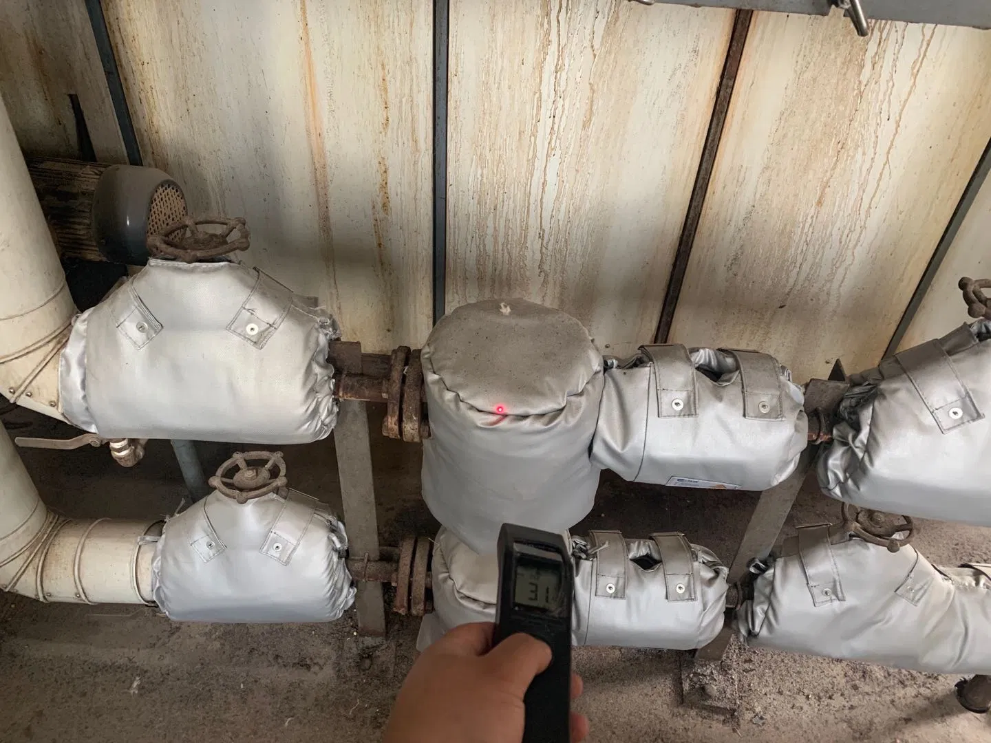 Nano Thermal Insulation Coating of Energy Saving with Fiberglass