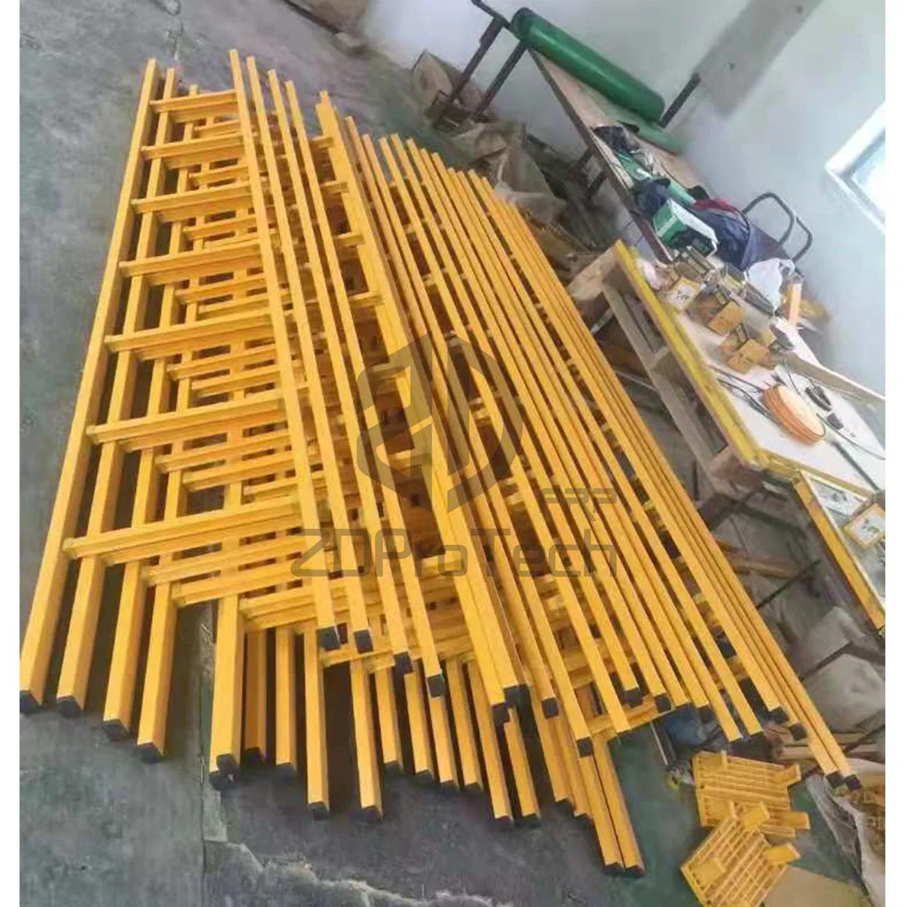 Hot Sale 14FT Fiberglass R-Rung Staight Ladder From Zdprotech.