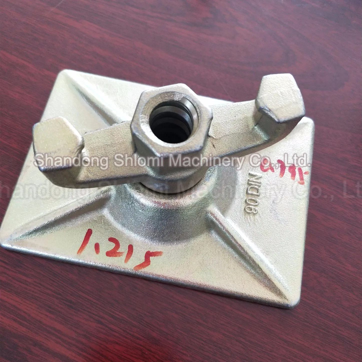 Гайка крыльчатая для опалубки с оцинковкой