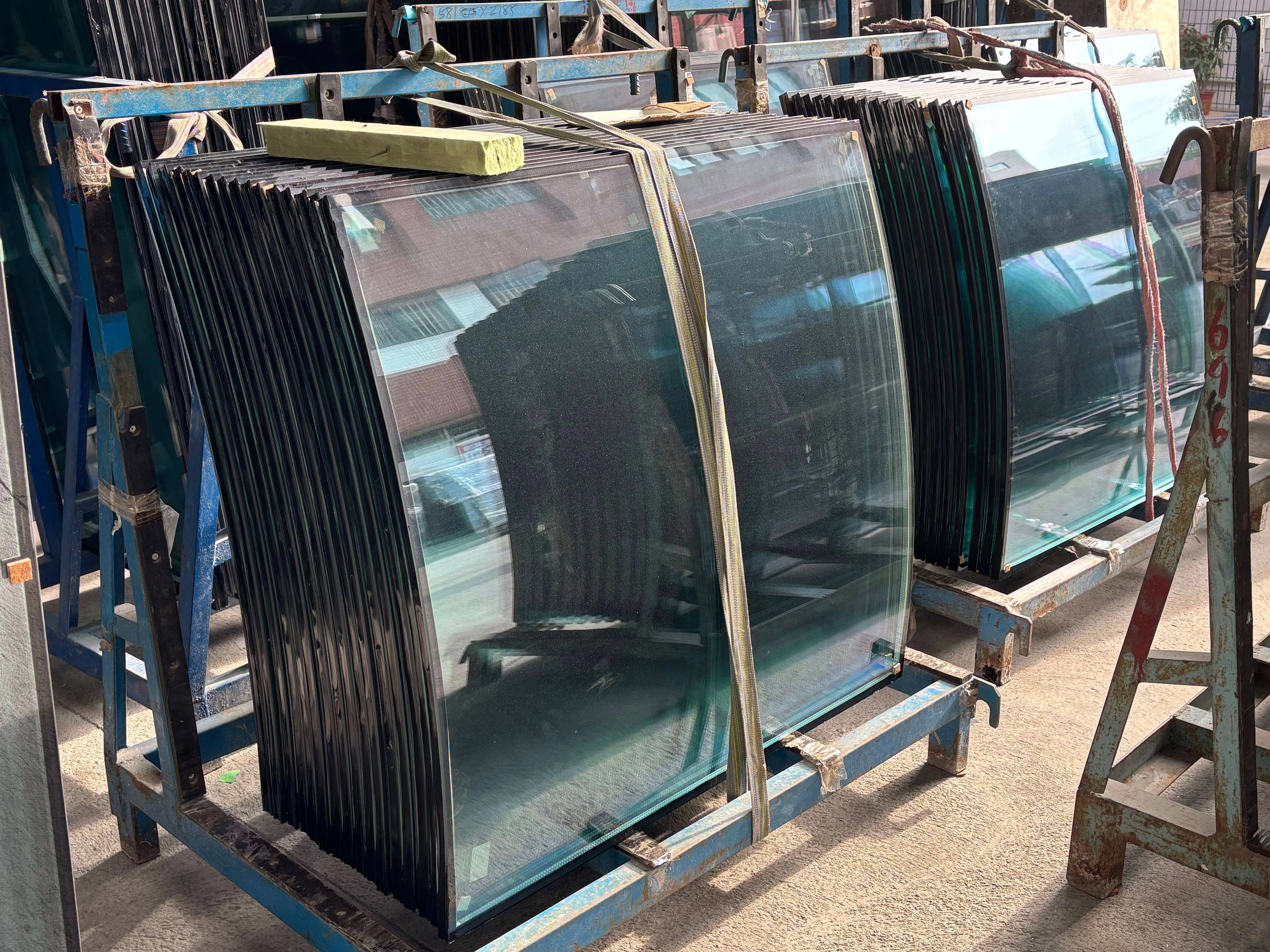 Large Low-E Insulated Curved Glass Jumbo Size Laminated Glass Manufacturer