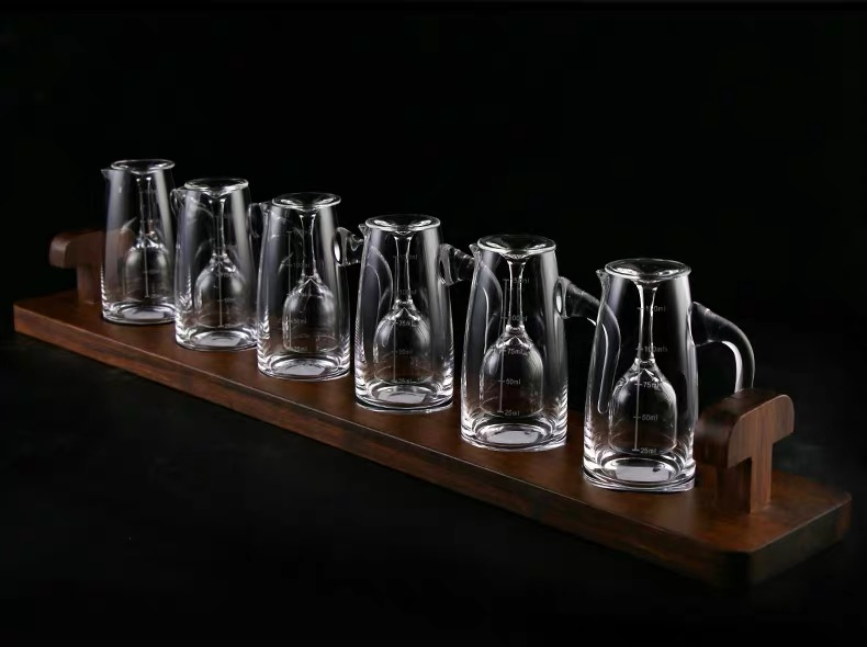 Small Style Crystal Wine Dispenser Set