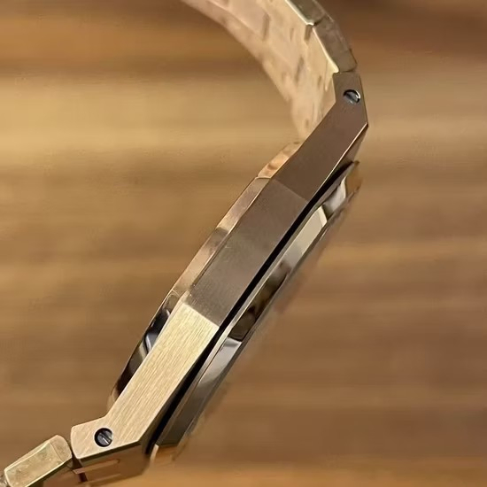 Elegant Roman Numeral Dress Watch for Academic Events with Readability Cert