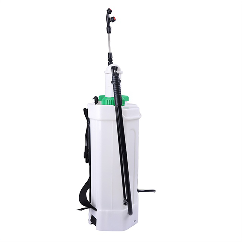 Rainmaker 18 Liter Garden Plastic Knapsack Pest Control Battery Operated Sprayer