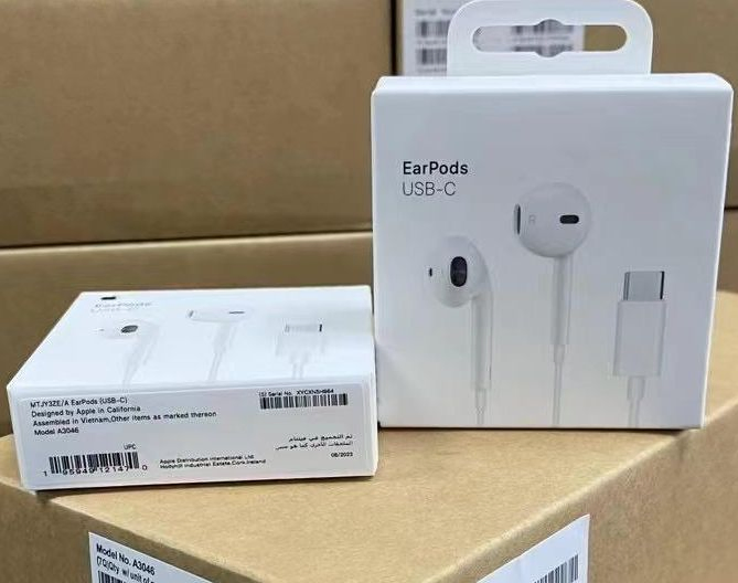 New Arrival Waterproof Wholesale Type-C for Headphones Wireless Earphone