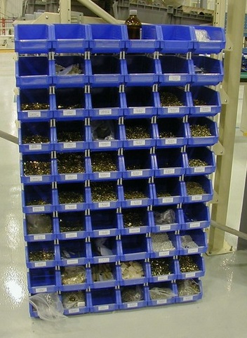 Warehouse Storage Plastic Divider Bins for Small Accessories