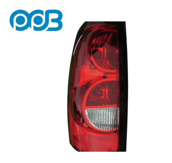 Парные задние фонари Chevrolet Silverado 2003-2006 GM2800174