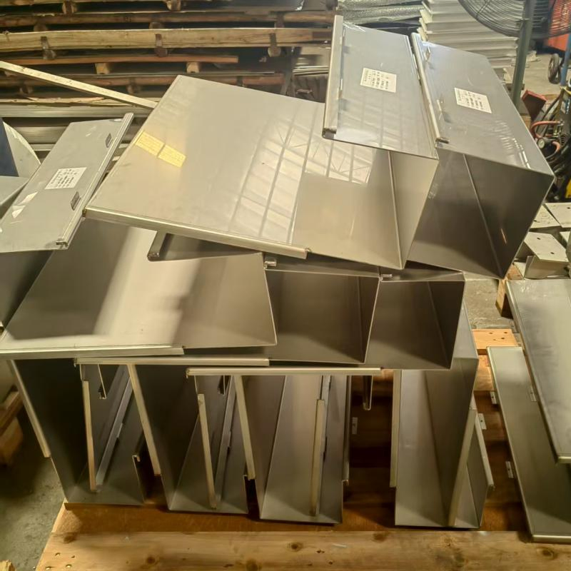 Exploring The Styles and Shapes of Stainless Steel Gutters