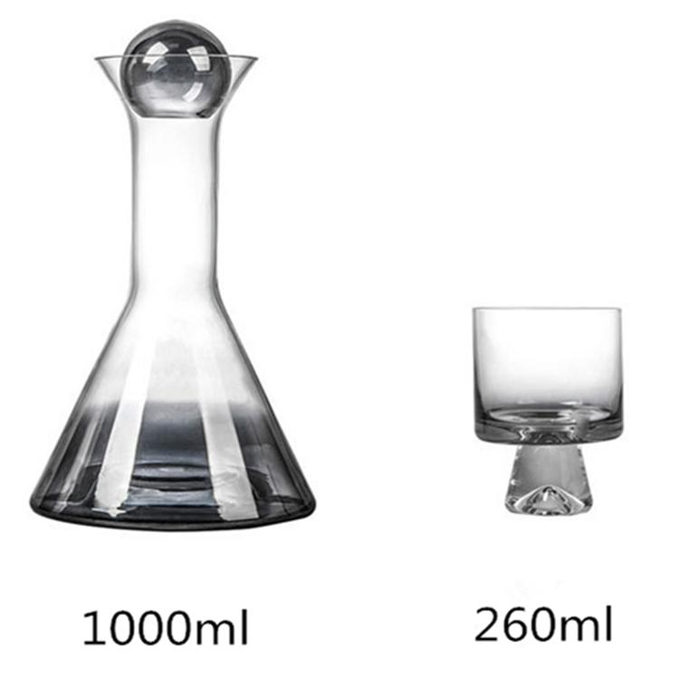 Europe Style Luxury Lead Free Glass Pitcher Ball Stopper Red Wine Whiskey Decanter Bottle Set with Novelty Glass for Home