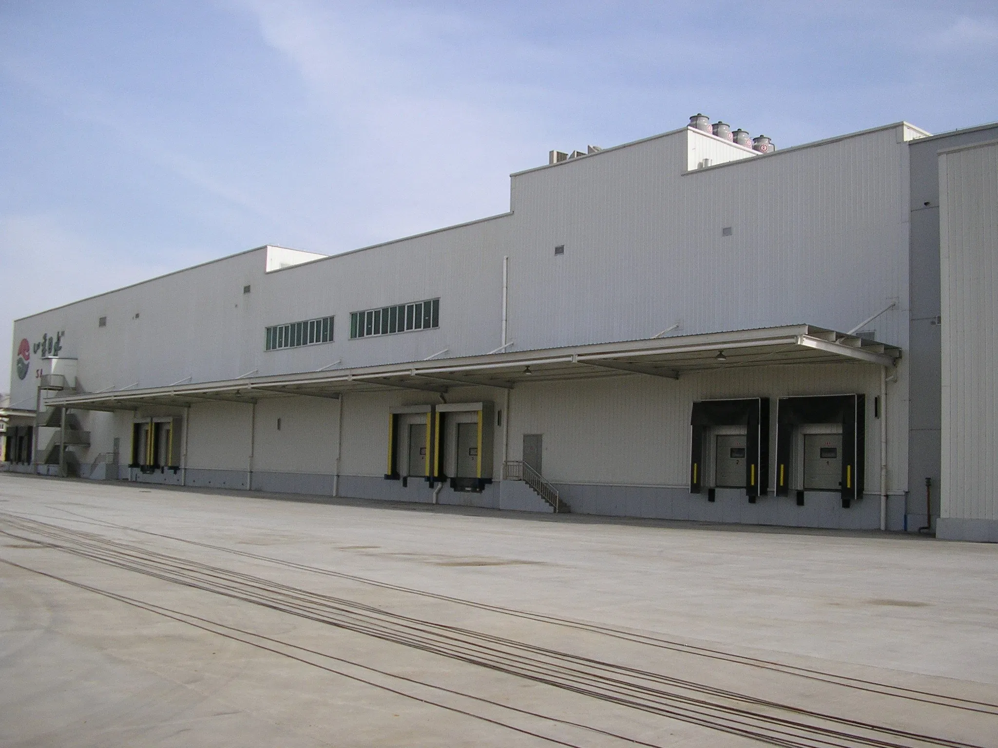 2025 Sandwich Panel Apartment Preengineered Structural Steel Building Workshop