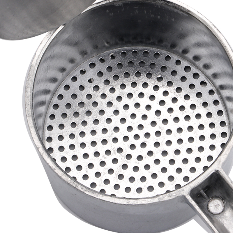 Ручная тёрка-пресс для картофеля и овощей