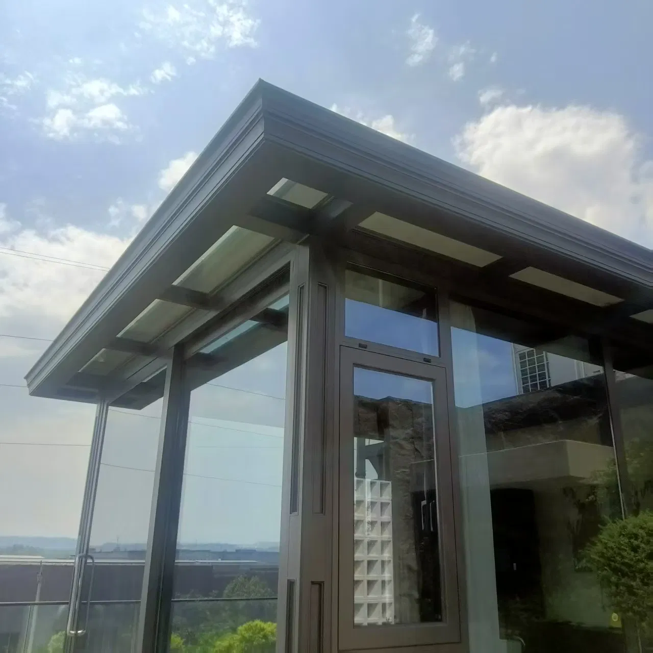 1.7mm Reinforced Profile Sunroom 5+20A+5 Insulated Glass Sunroom