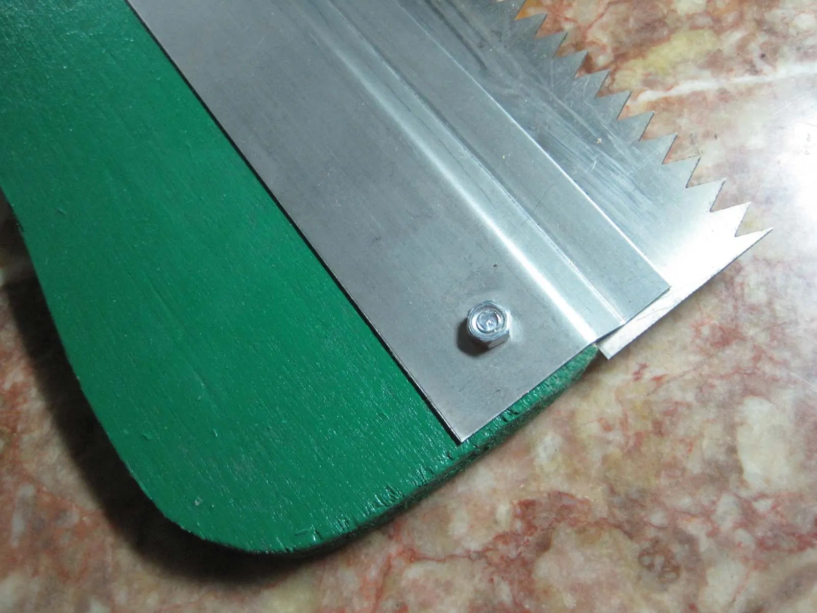 Heavy Duty Edge Rake Squeegee for Cement Self Levelling V=3mm