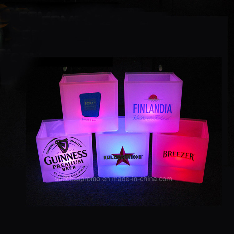 Wholesale 3.5L Plastic LED Ice Bucket with Customized Logo