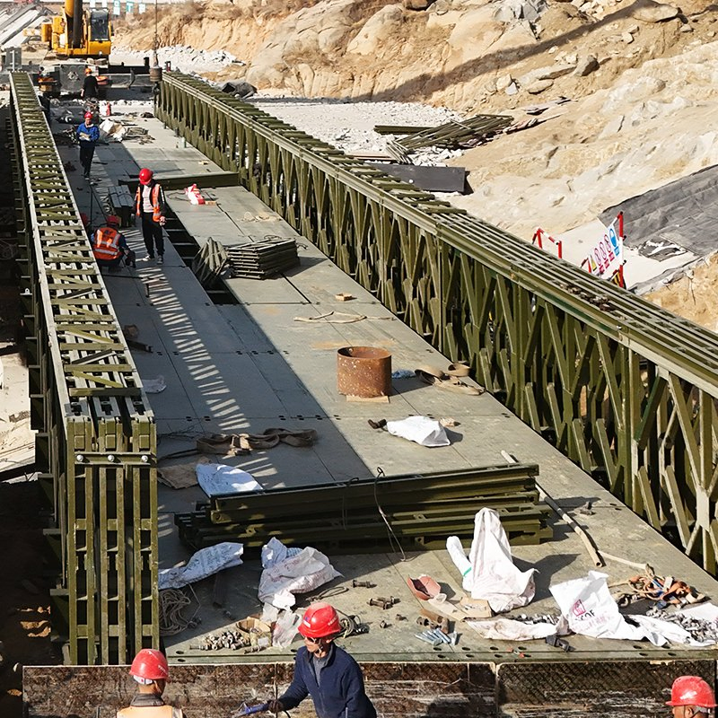 Durable Long Steel Truss Bridge for Safe Walking Access