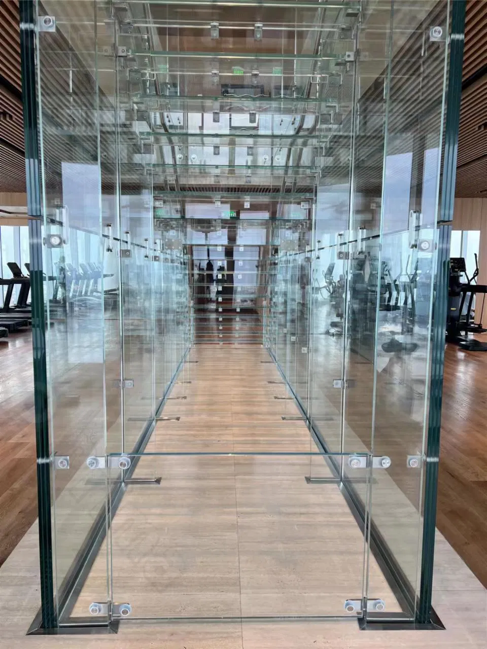 Spiral Tempered Laminated Glass Stairs Fencing