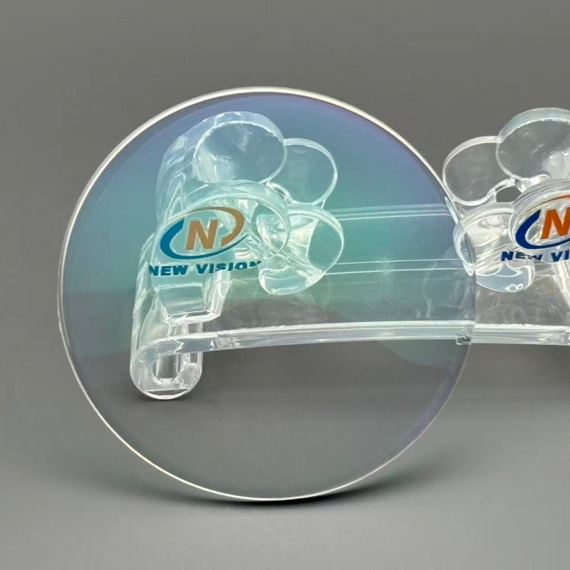 1.60 Mr-8 Blue Cut Photochromic Green Hmc Green 75mm Optical Eyewear Lens