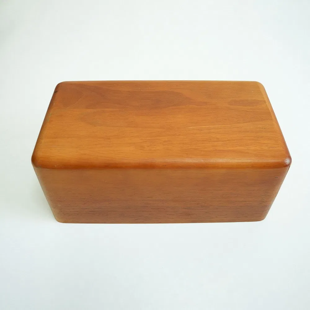 Modern Wooden Tissue Box Tissue Paper Storage Box with Color Paintin