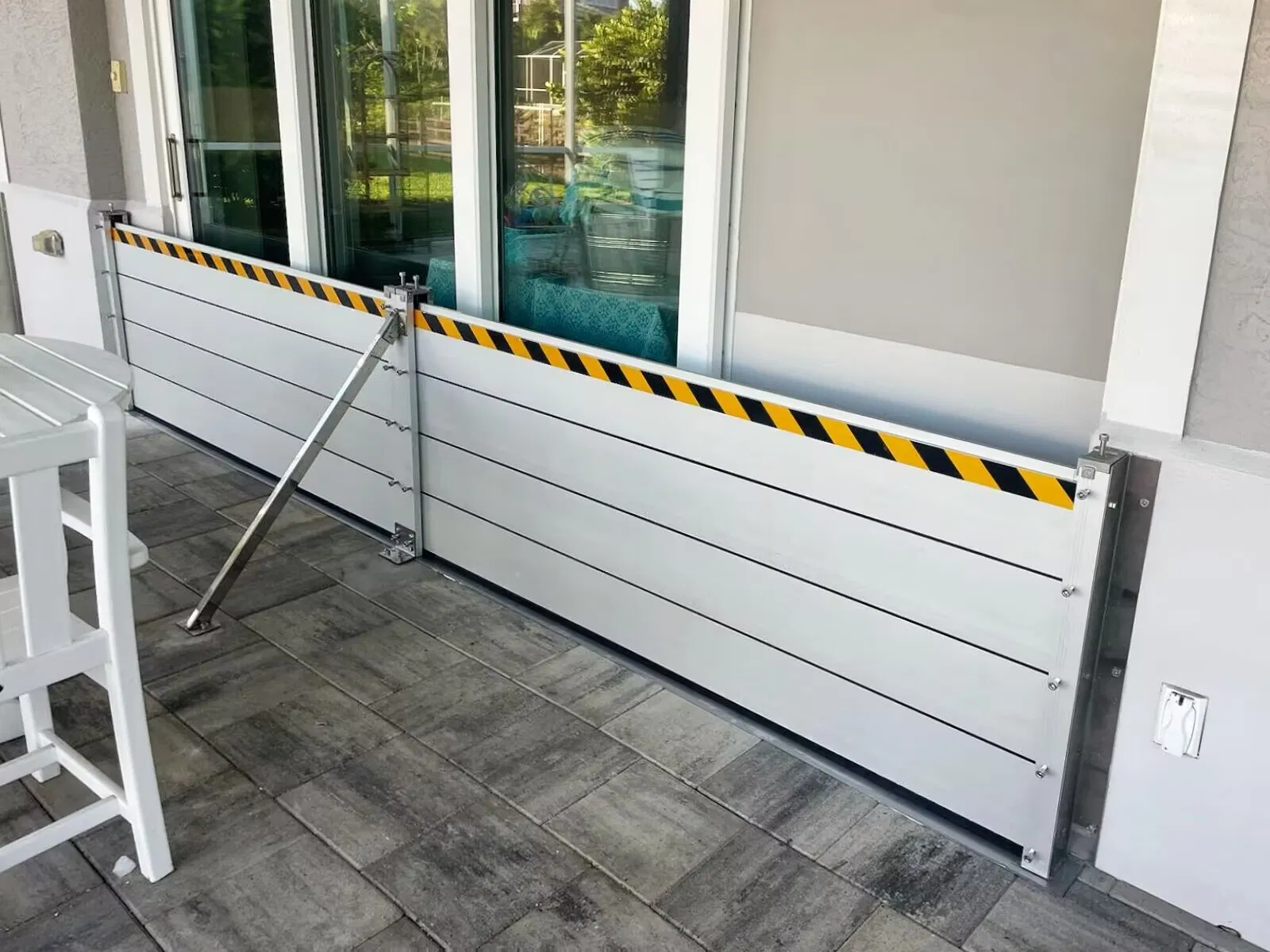 Flood Defense for Valuables Aluminium Flood Barrier for Home Road Custom Water Barrier