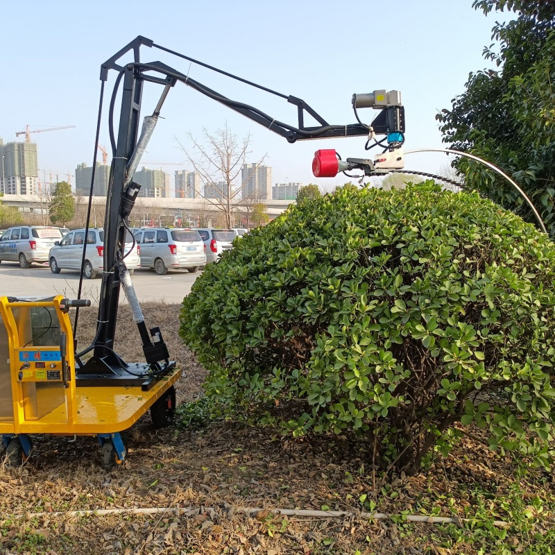 Curved Ball Trimmer for Shrub Green Belt