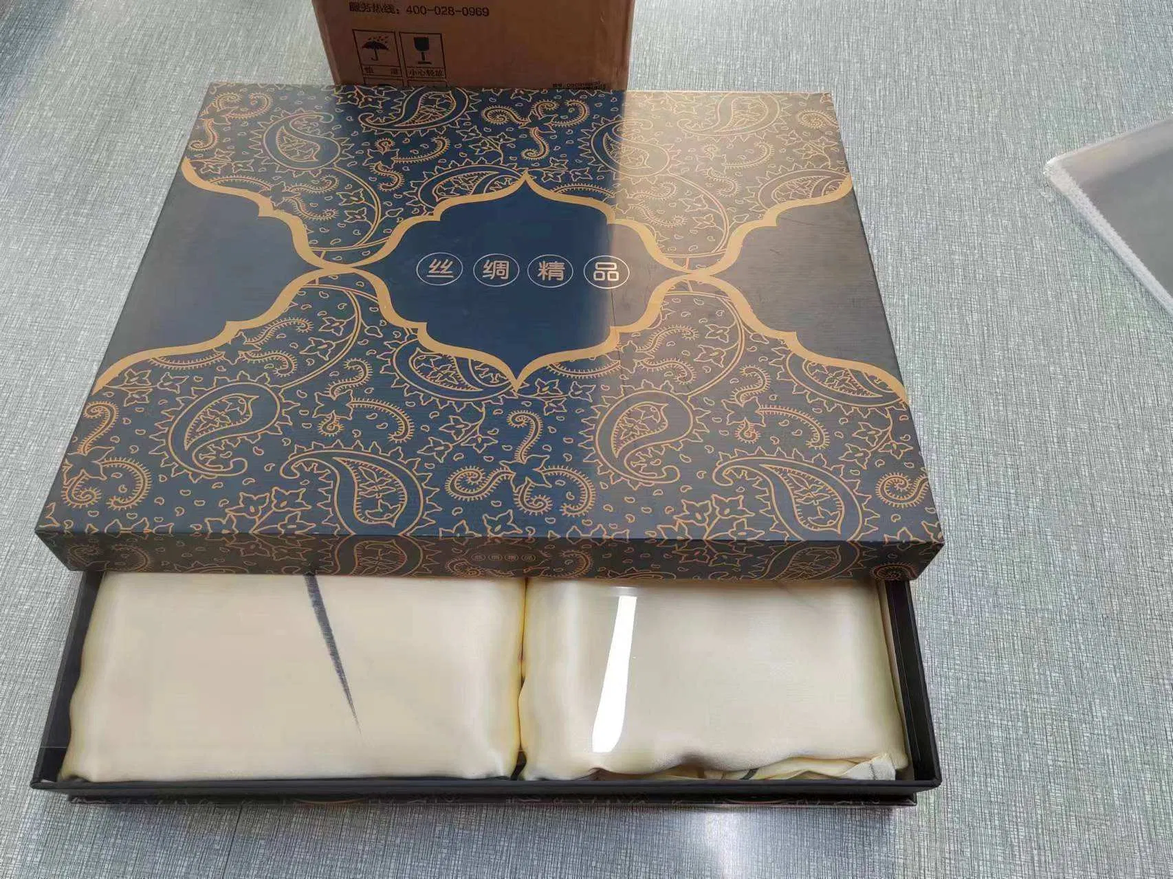 Hotsale and Popular China Customized 100% Mulberry Silk Pillowcase with Hidden Zipper Queen Size Printing Design, Flower