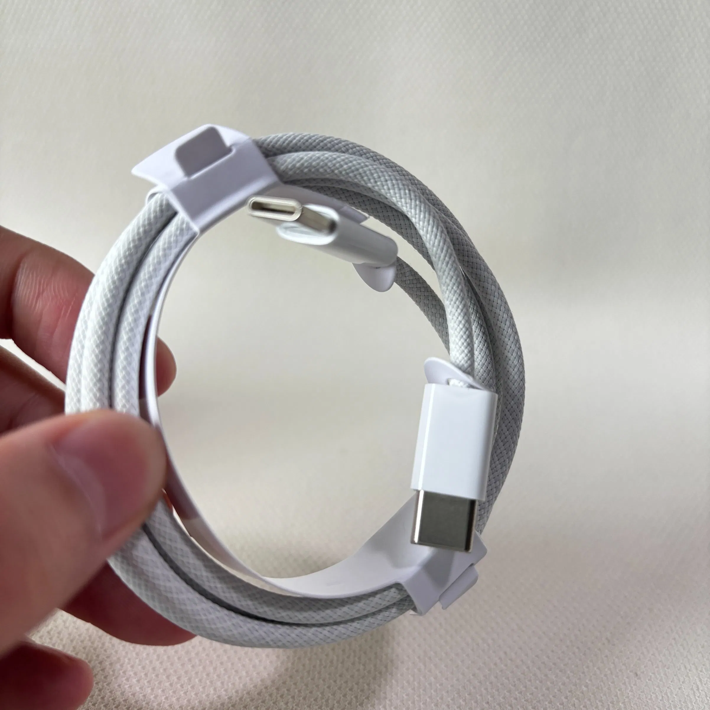 USB-C кабель для зарядки и передачи данных, 1м, 60Вт