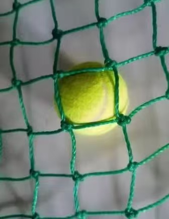 40 mm Mesh PE Knotted Sports Field Barrier Netting for Tennis Court
