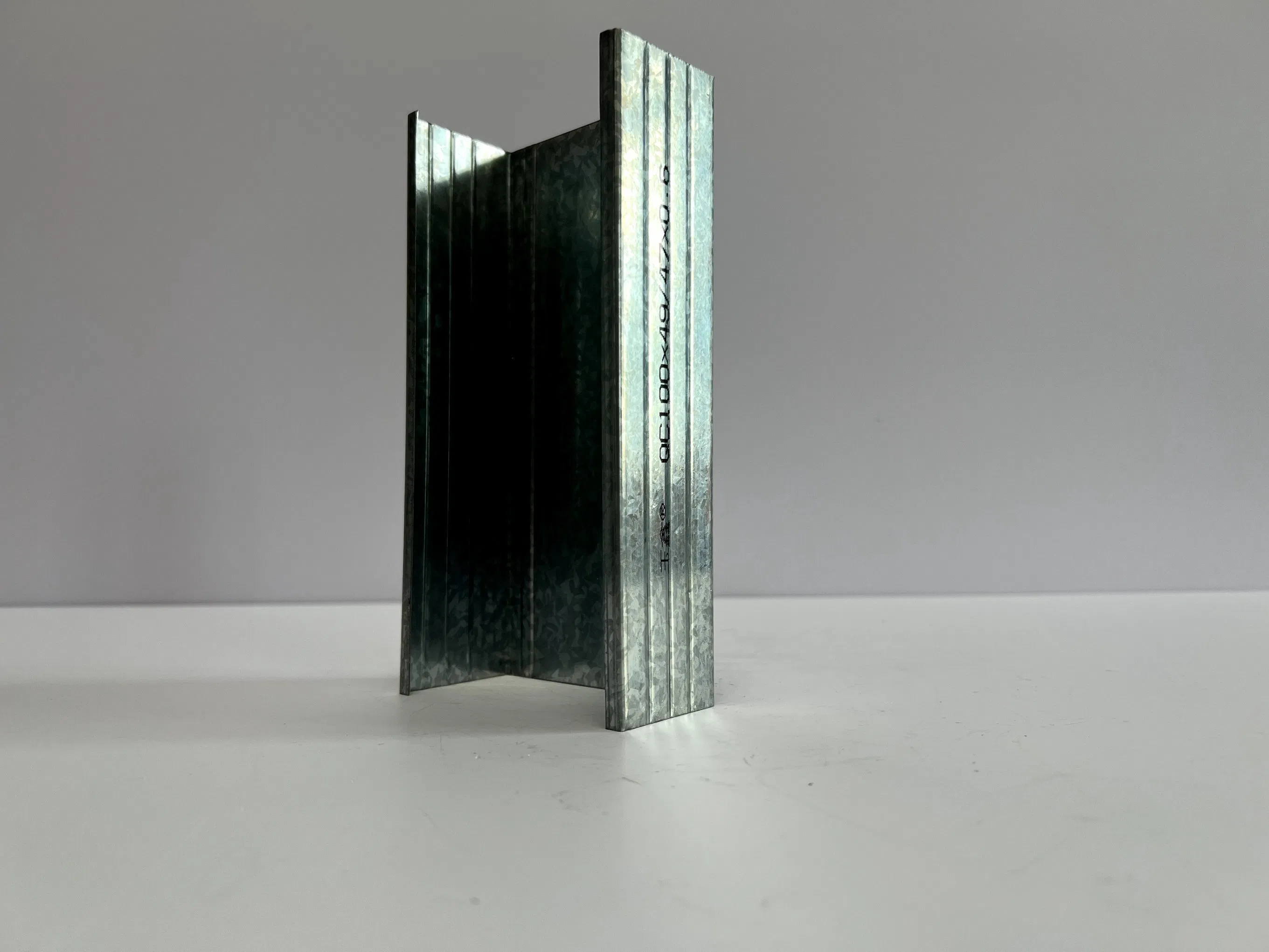 High Quality, High-End, High-Strength, High Galvanized Layered, Professional Production and Corrosion-Resistant Metal Stud-Partition