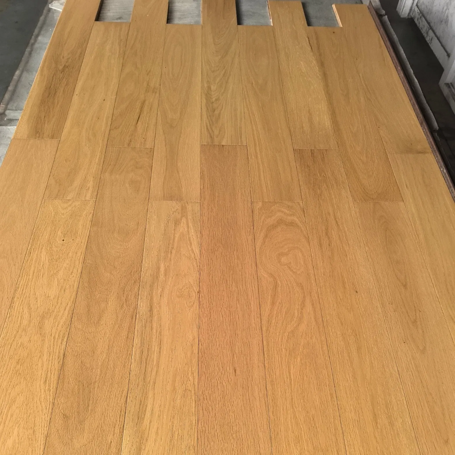 Wide Plank White Oak Flooring Multilayer Solid Hardwood Natural 15mm European Oak Engineered Flooring