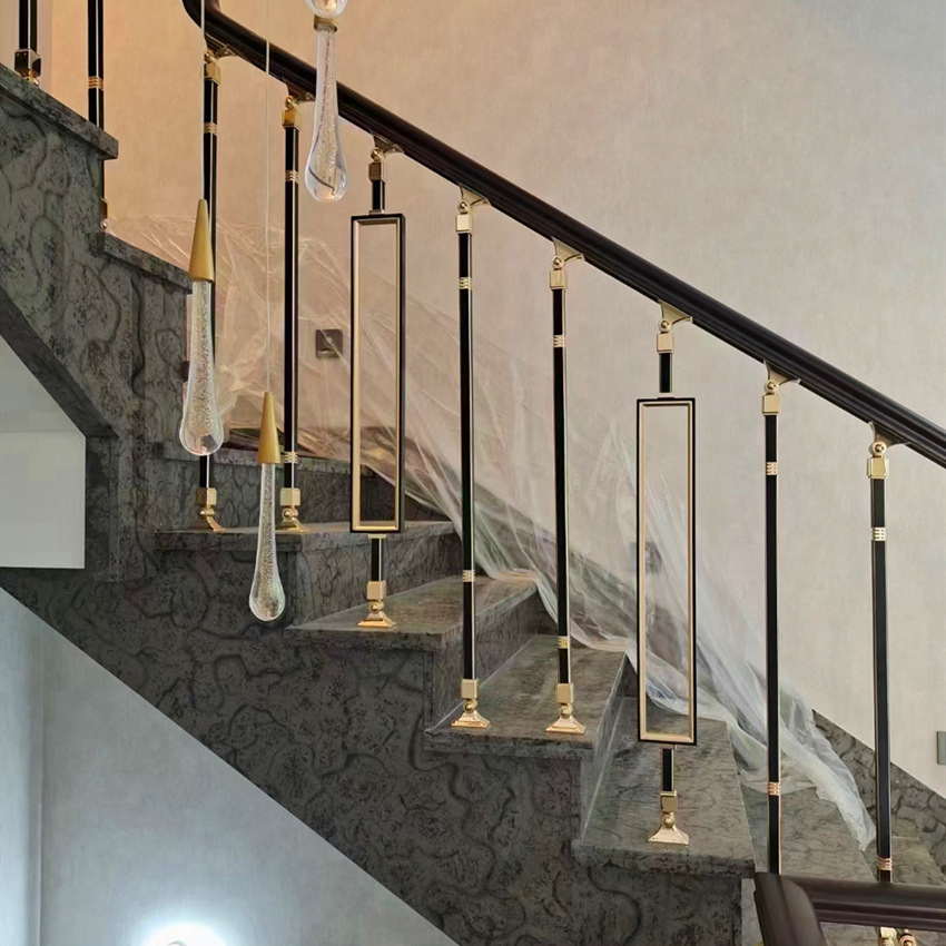 Powder Coated Profile Matte Green Finish Contemporary Style Durable Guardrail Aluminum Railing