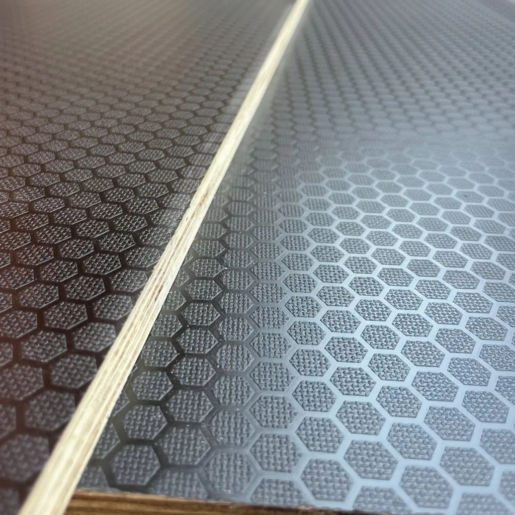 12mm18mm Hexagon Pattern Anti Slip Black Phenolic Glue Film Faced Plywood Sheet