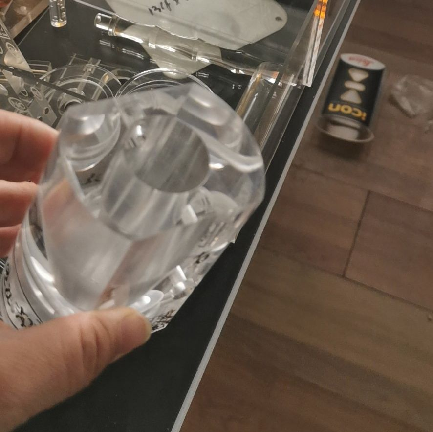 Large Transparent Jgs1 Fused Silica Glass Sheet UV Quartz Glass Plate with Holes