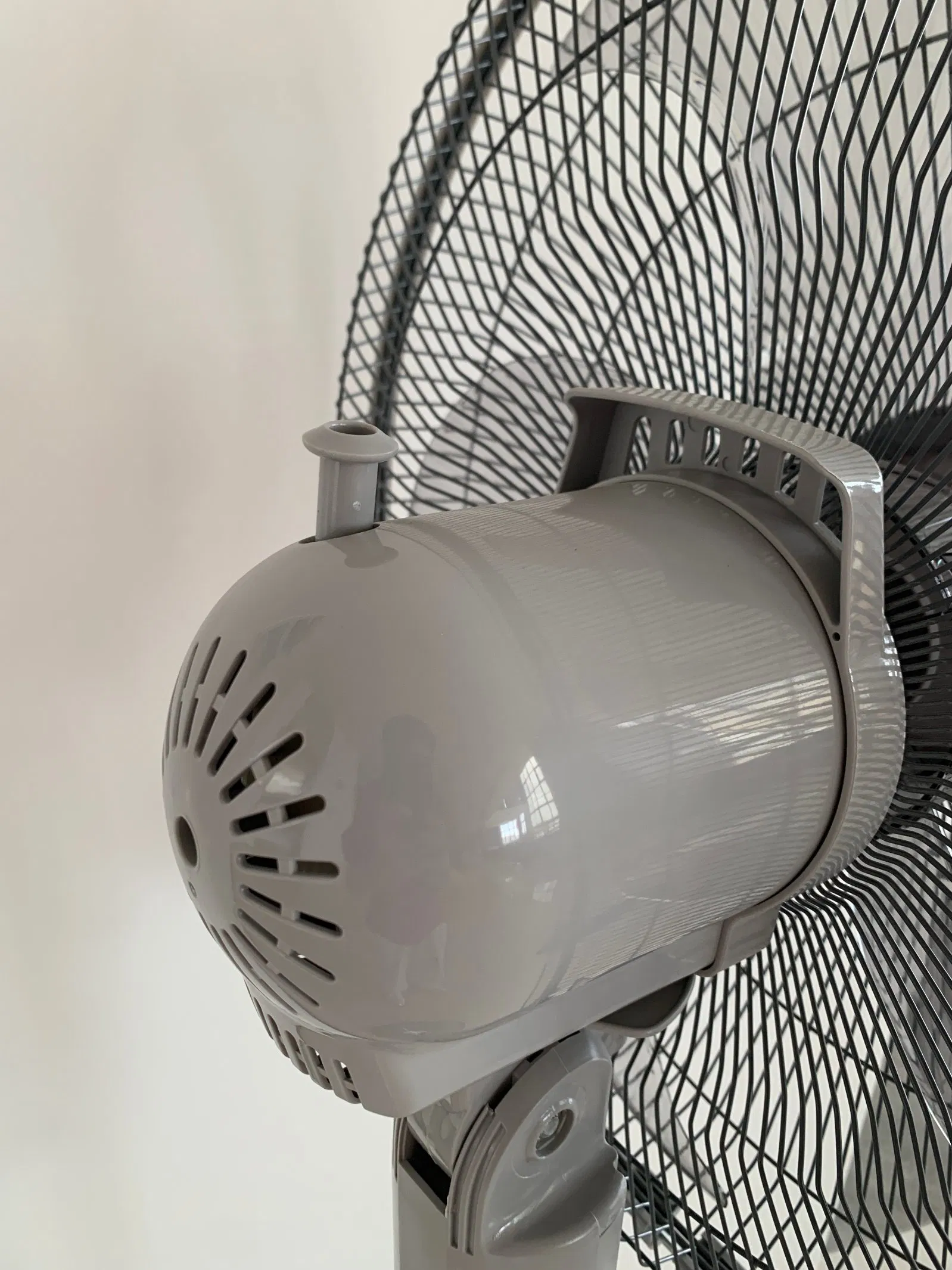 5petals Fan Leaves Electric Mechanical Floor Fans Used for Fish Farms