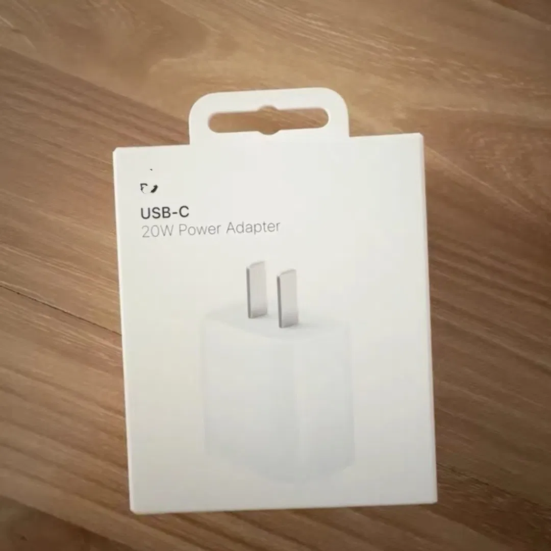 Быстрое зарядное устройство Pd20W для iPhone с кабелем