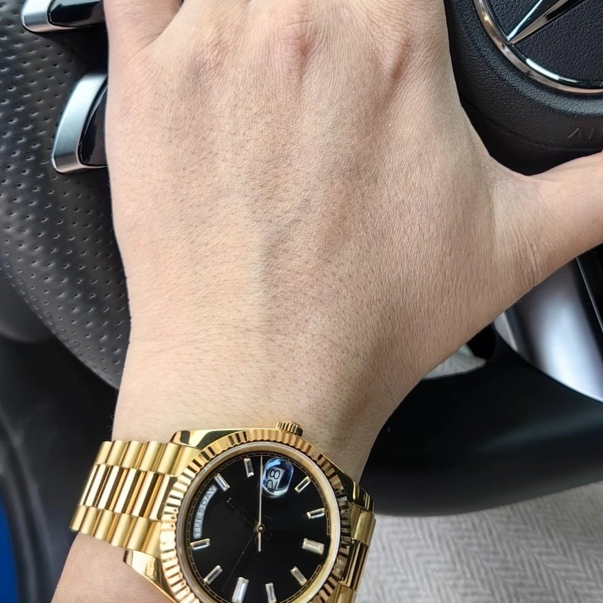 2026 Designer 1.1 Fashion Brand Watch Replica 40mm Wholesale Clone Watches High Quality Luxury Quartz/Mechanical Watch