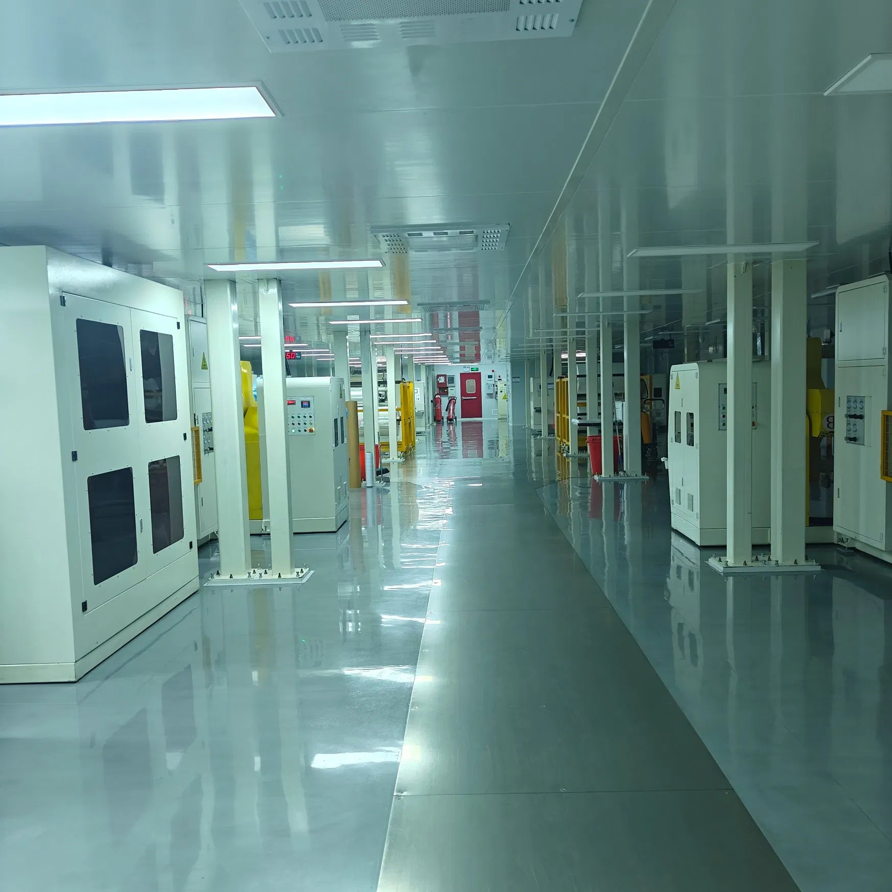 Customised BOPET Self-Adhesive Label Facestock Film for UV Printing Labels Material