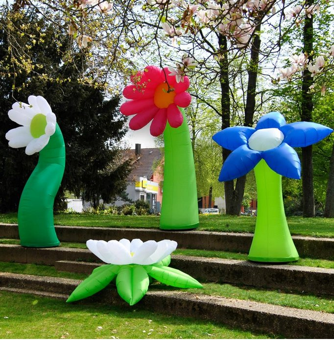 2024 New 10m Long Inflatable Blooming Wedding Flowers with LED Lights