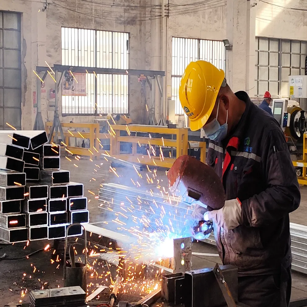 Prefabricated Steel Components for Agricutural Greenhouse Construction and Industrial Use